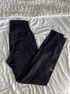 Good condition Alo 7/8 High-Waist Airbrush Legging